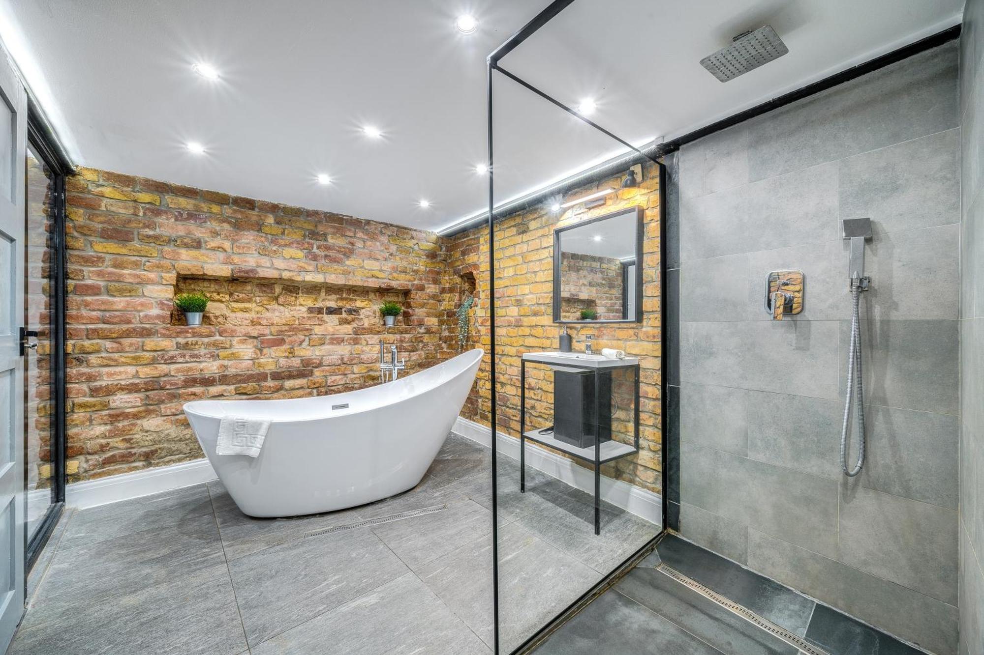 City Center Loft Haven: Modern Elegance Budapest Esterno foto