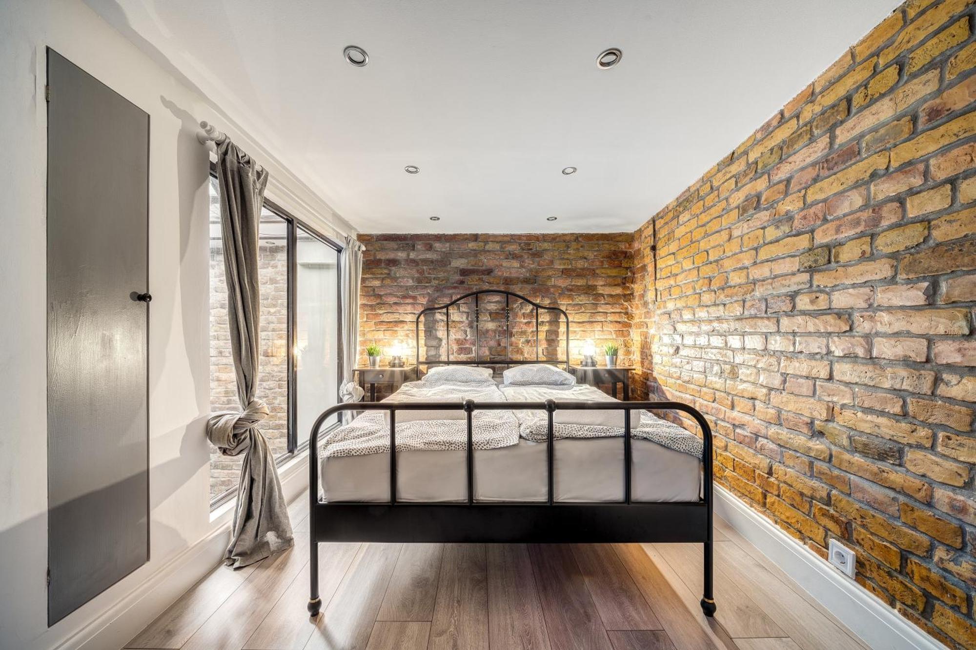 City Center Loft Haven: Modern Elegance Budapest Esterno foto