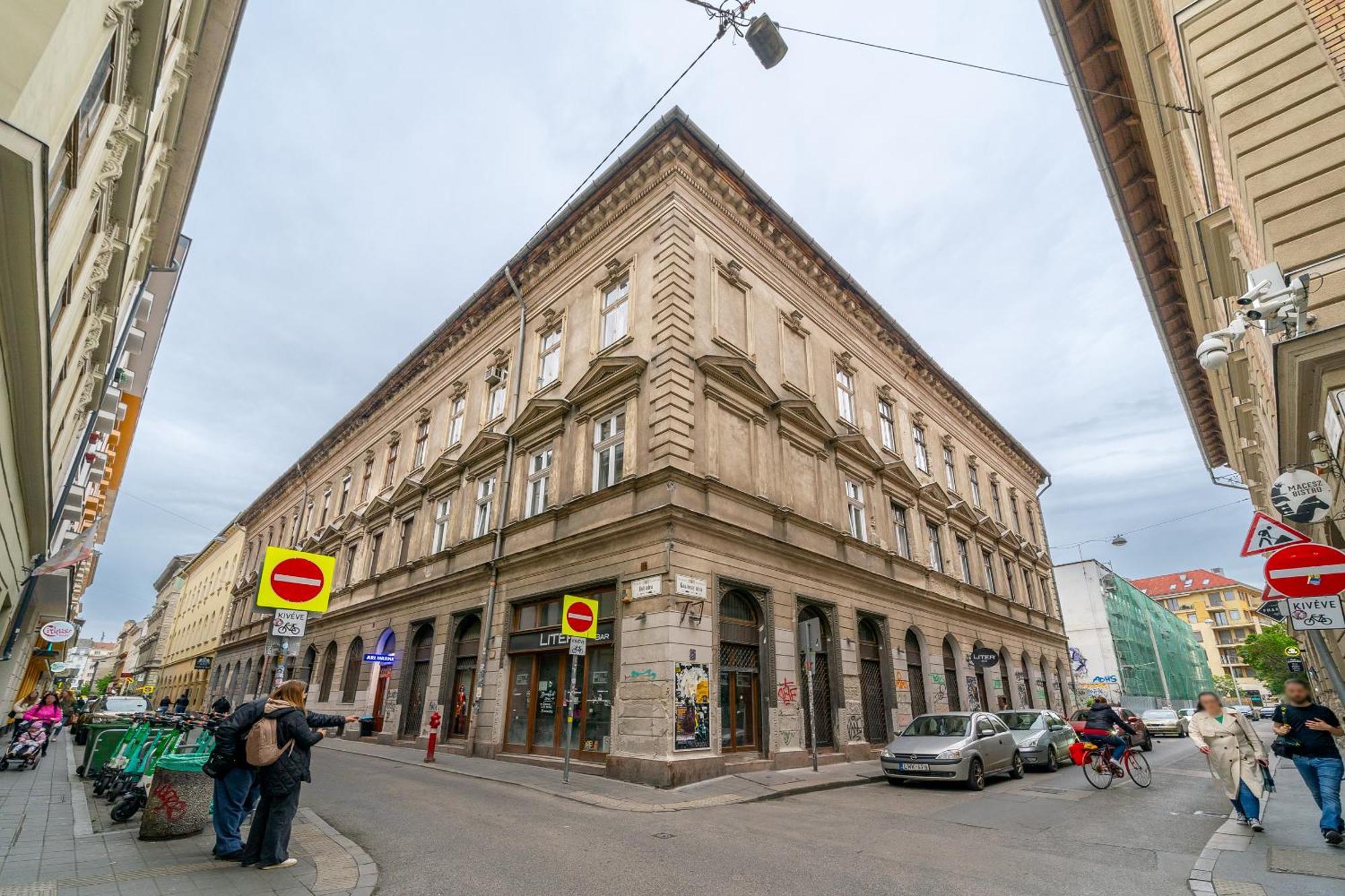 City Center Loft Haven: Modern Elegance Budapest Esterno foto