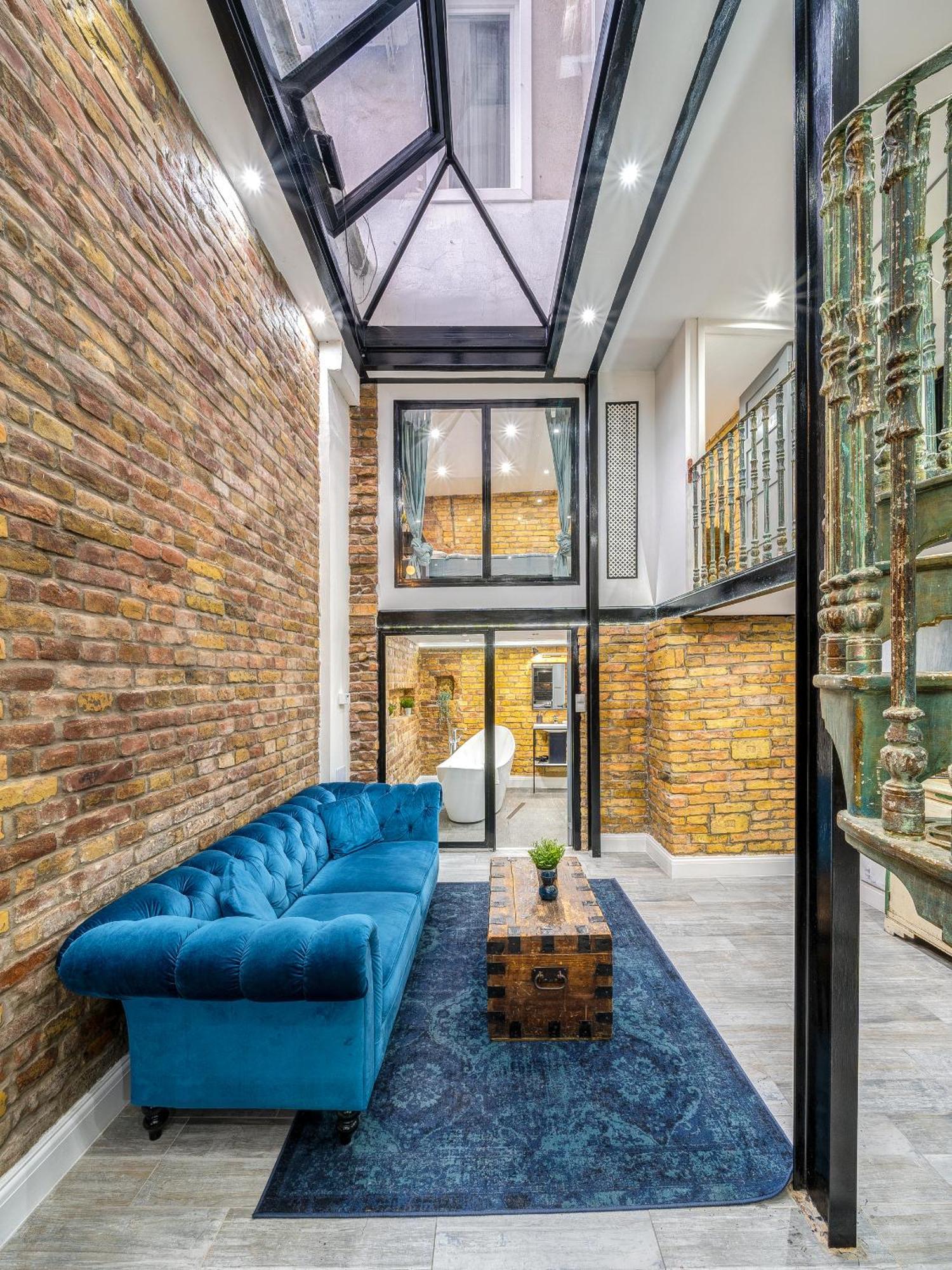 City Center Loft Haven: Modern Elegance Budapest Esterno foto